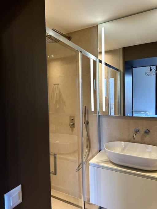 Ferienwohnung Riva 18 Lugano Exterior foto